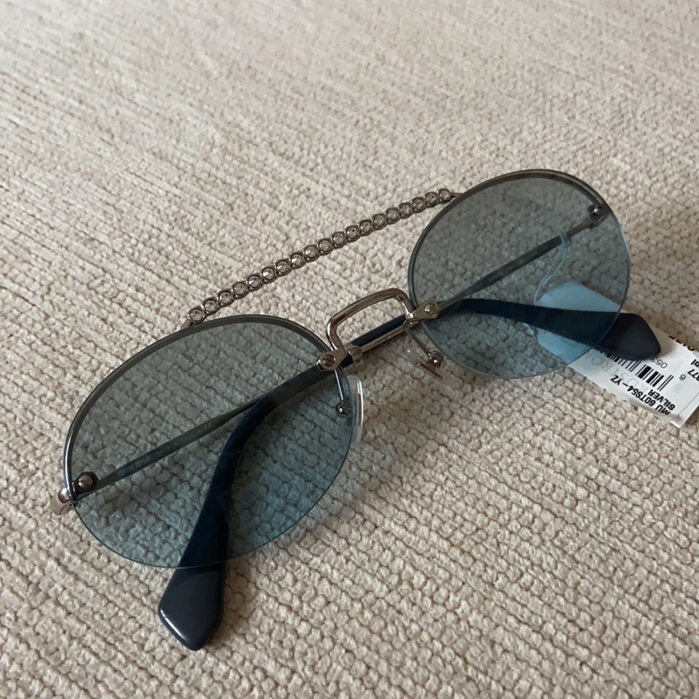New Miu Miu Sunglasses - Picture 2 of 7